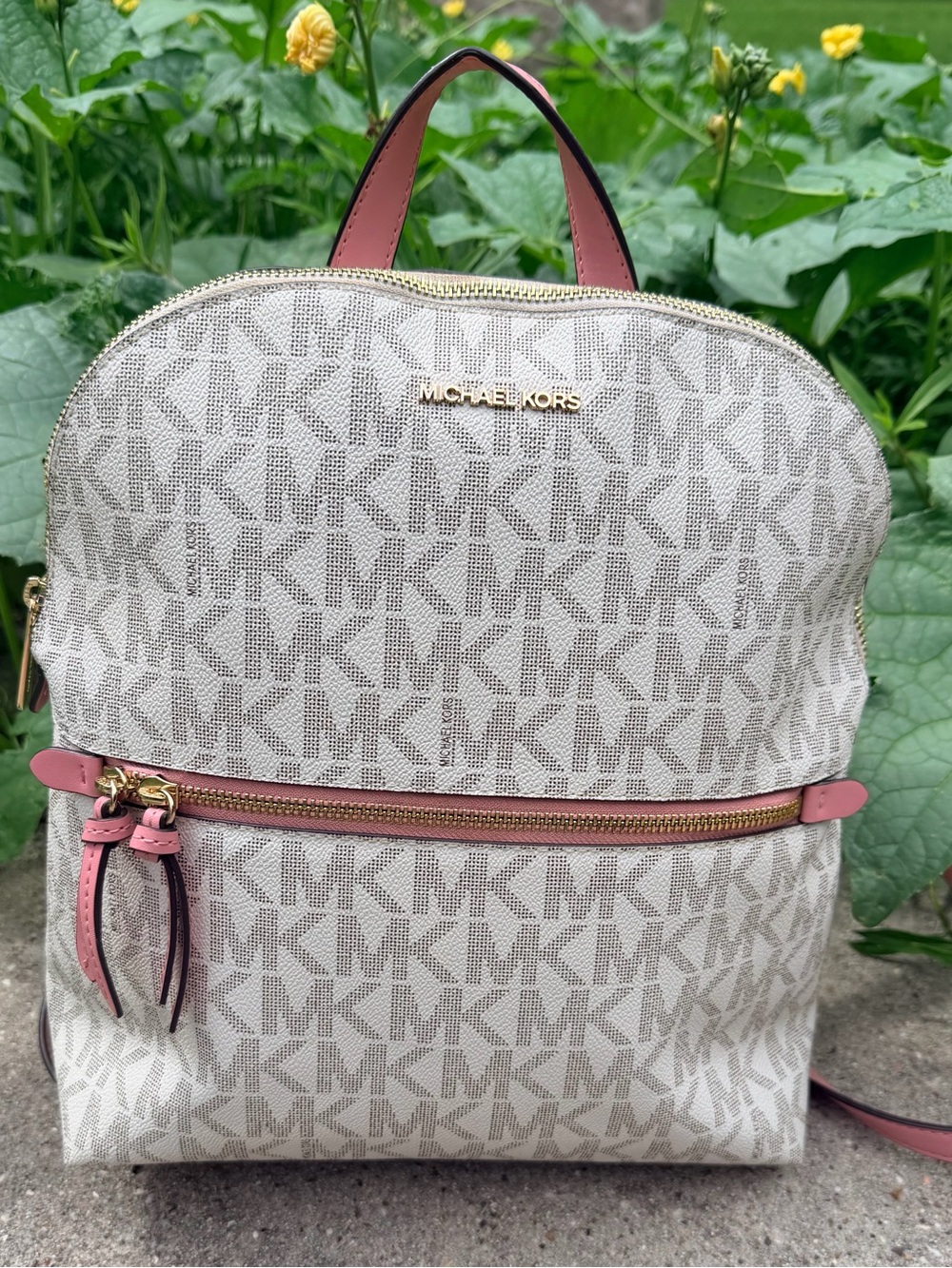 Michael Kors Abbey Medium Signature Backpack Vanilla Pink Gold EUC